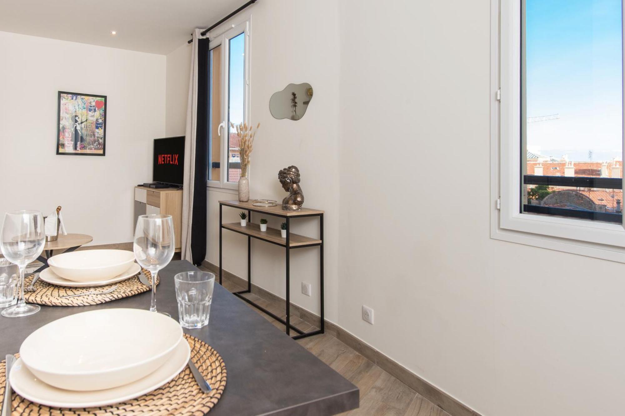 Apartamento 2mn Monaco - Hypercentre - Renove - Bn