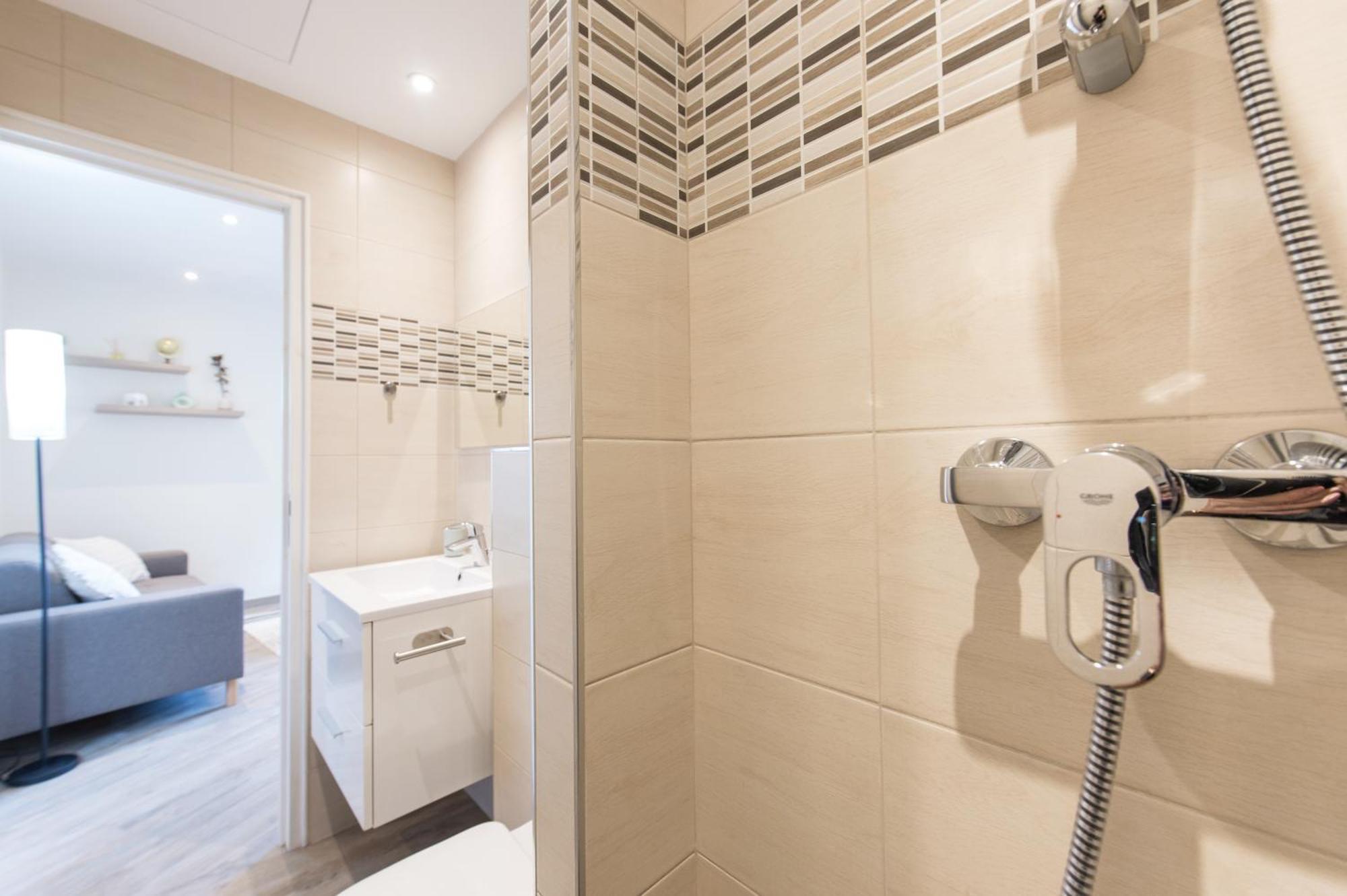 Apartment 2mn Monaco - Hypercentre - Renove - Bn