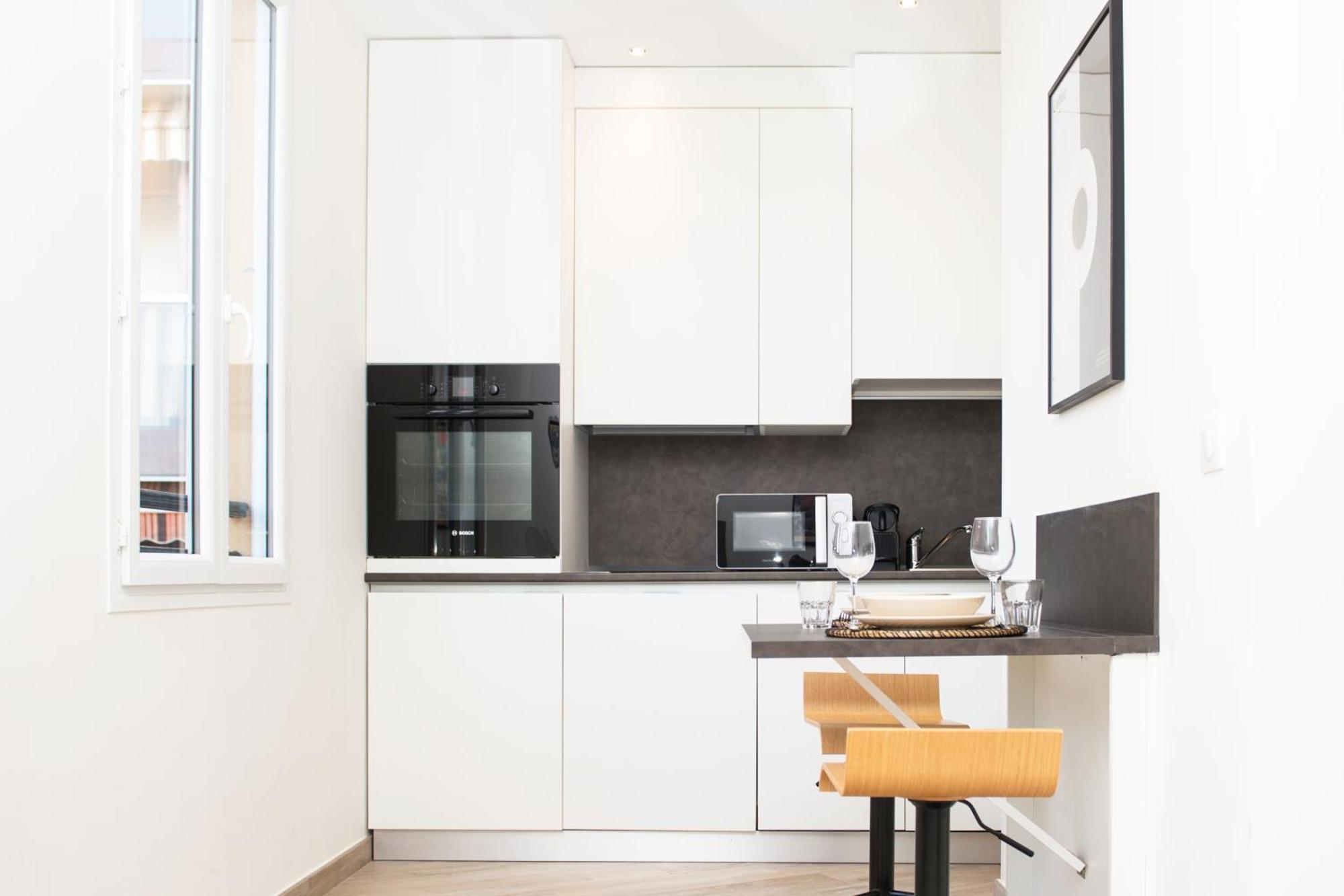 2mn Monaco - Hypercentre - Renove - Bn Apartment